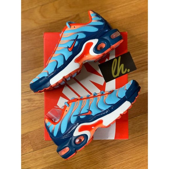 Size 4.5y Nike Air Max Plus "Swoosh Chain" - Picture 5 of 5